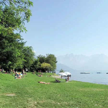 Vigna Del Lago 122s Apartment